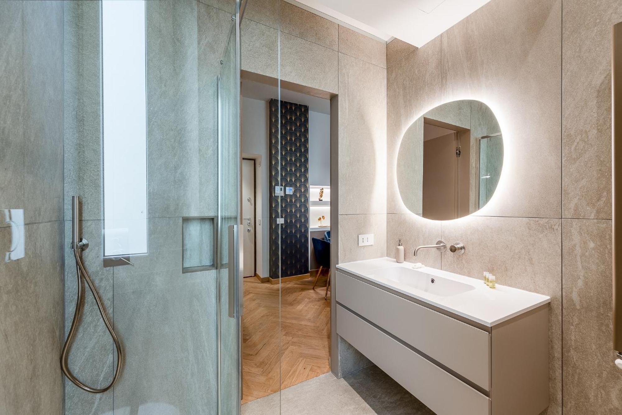 Luxury Apartment - Near Stazione Centrale Milan Luaran gambar