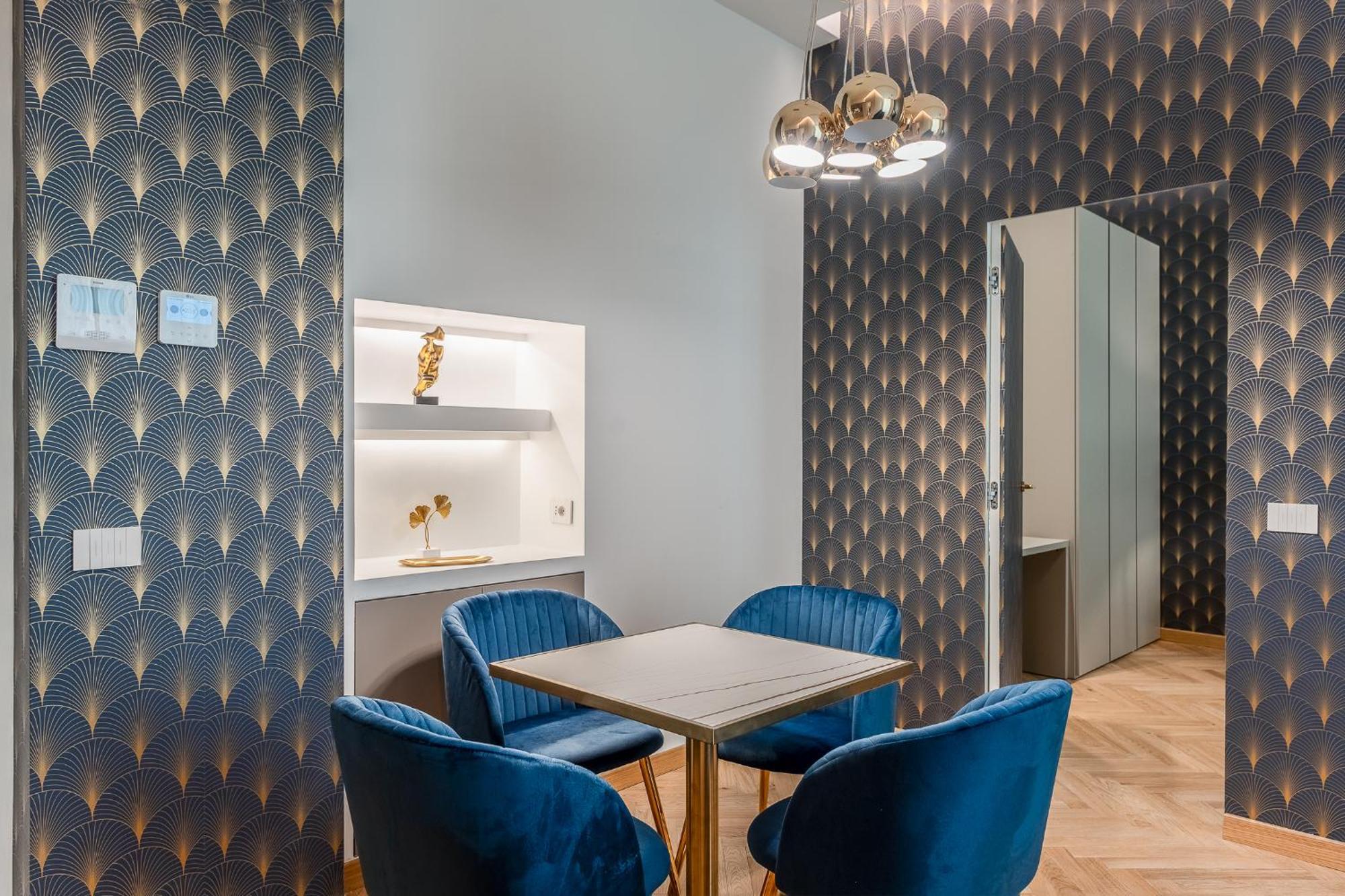 Luxury Apartment - Near Stazione Centrale Milan Luaran gambar